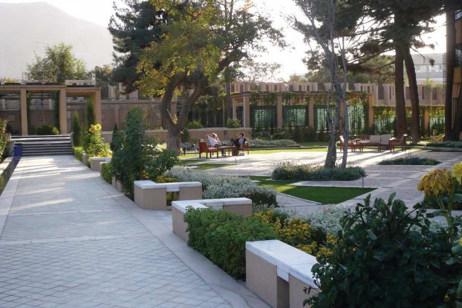 Jardins du Serena, le grand hôtel de Kaboul. Constance de Bonnaventure
