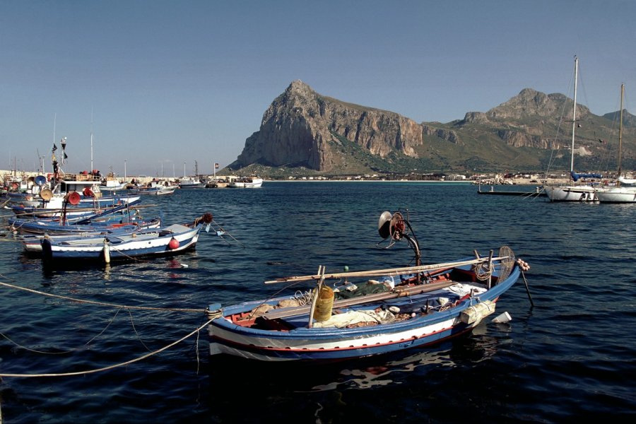 San Vito lo Capo, petite baie adossée au mont Monaco. Author's Image