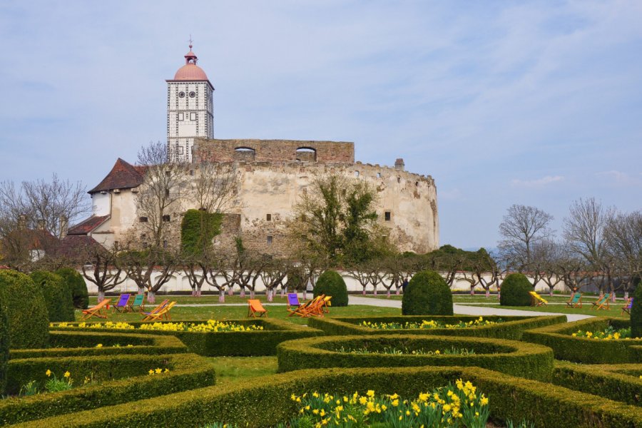 CHÂTEAU SCHALLABURG (SCHLOSS SCHALLABURG)