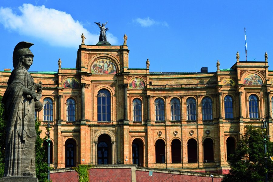 Maximilianeum, le siège du gouvernement d'État de Bavière. Lawrence BANAHAN - Author's Image
