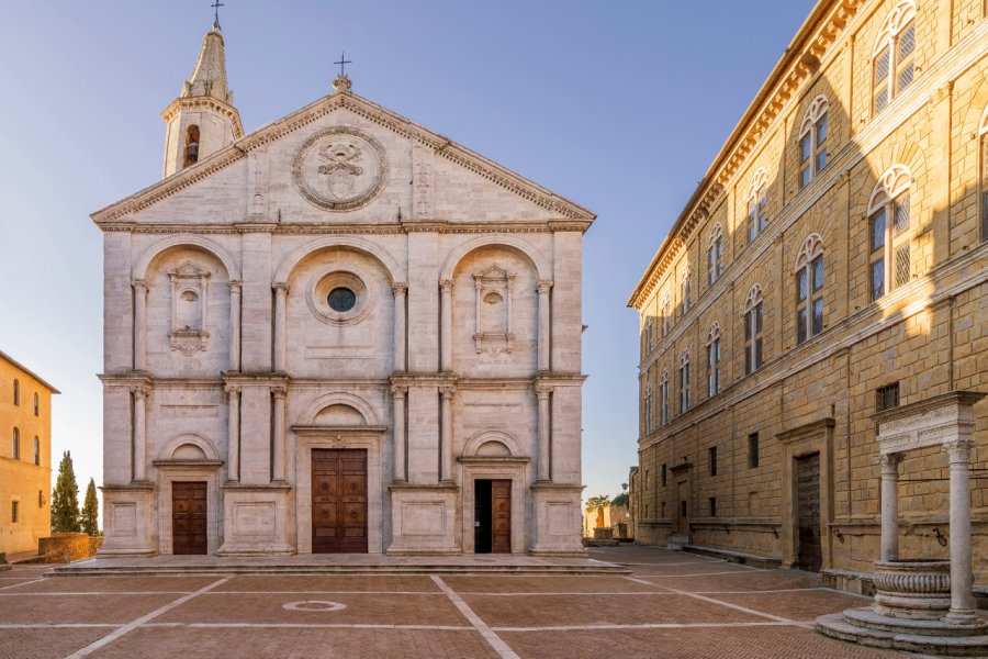 PIAZZA PIO II