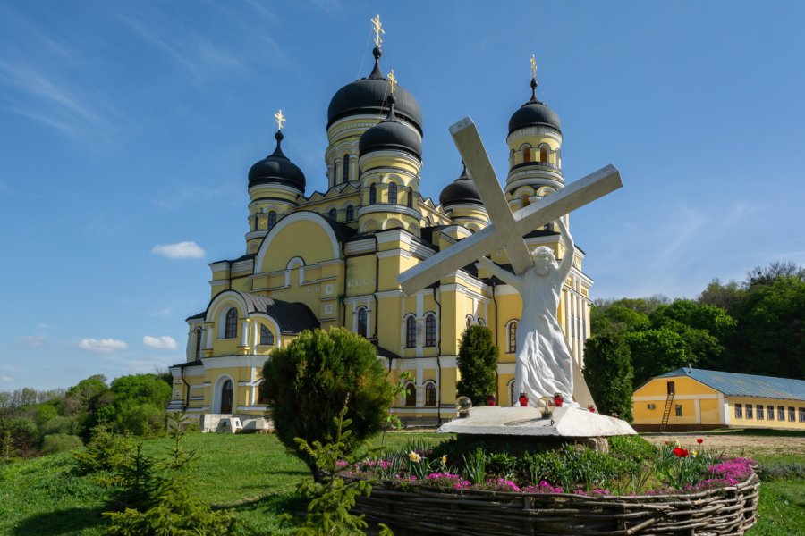 MONASTÈRE HÎNCU