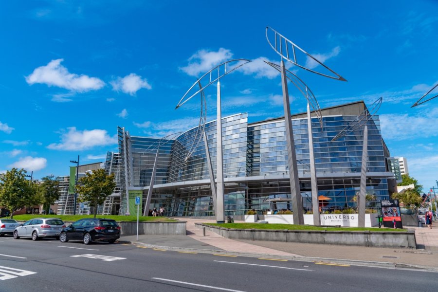 CHRISTCHURCH ART GALLERY - TE PUNA O WAIWHETU