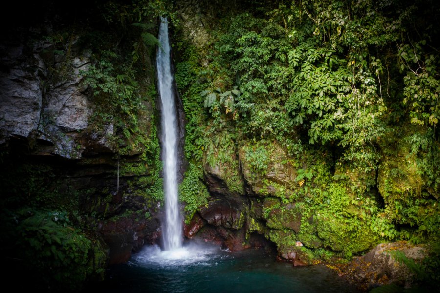 CHUTES D'EAU DE TUASAN