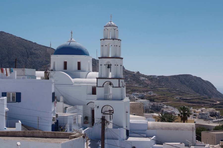 Eglise de Pyrgos sur l'île de Tinos. Yves Grau - iStockphoto