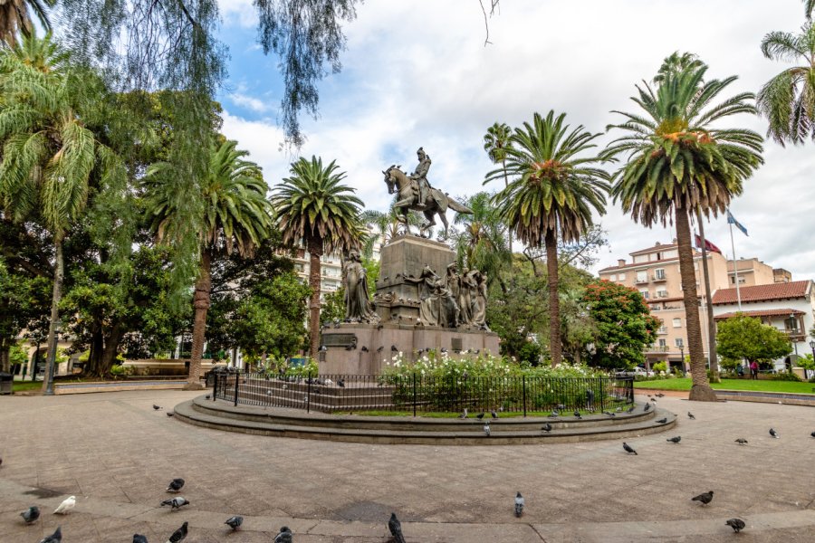 PLAZA 9 DE JULIO