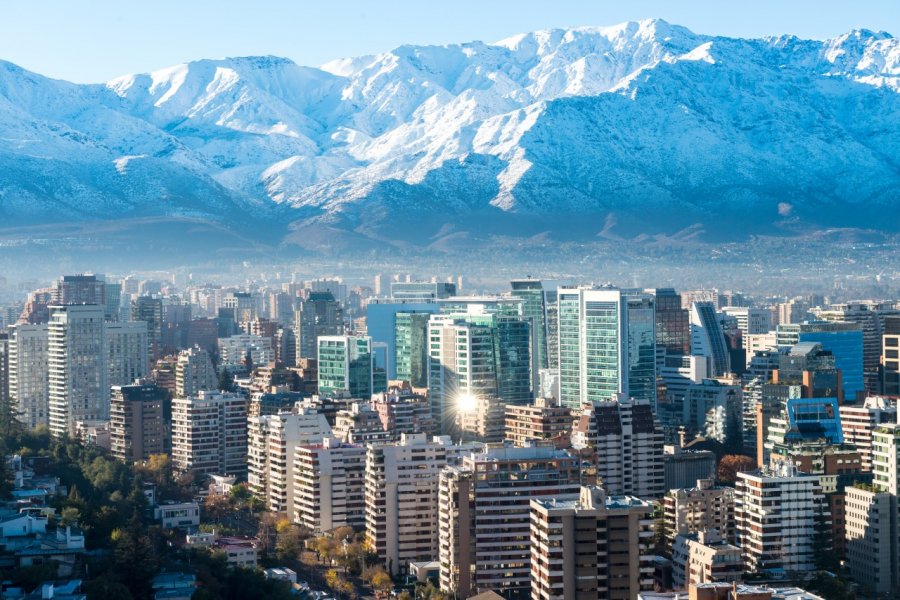 Santiago de Chile. Pablo Rogat / Shutterstock.com
