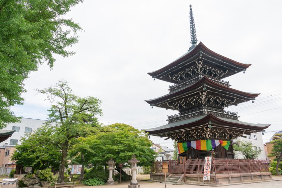 TEMPLE HIDA KOKUBUN-JI