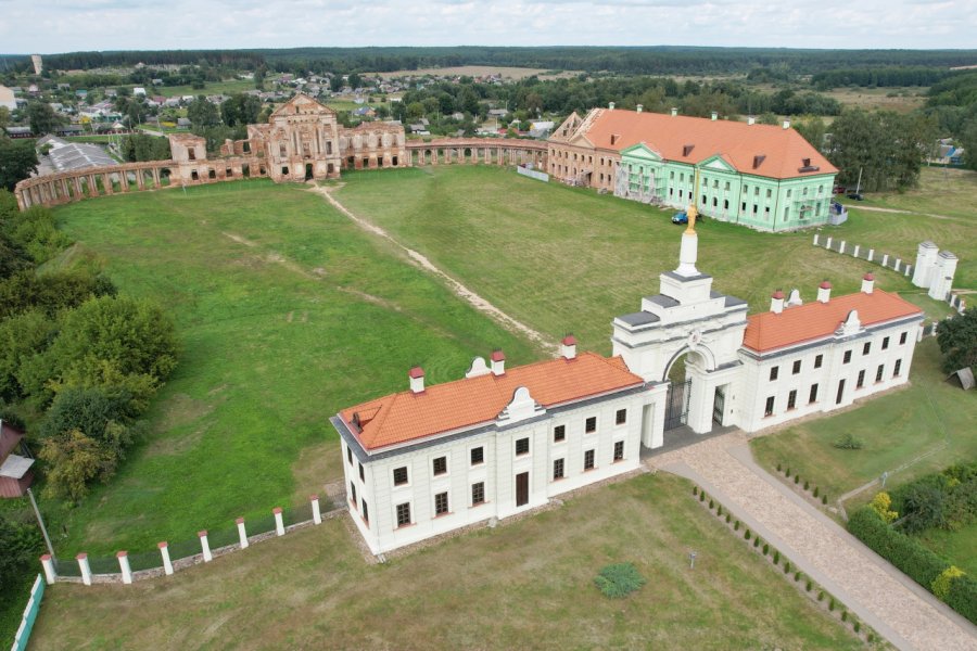 PALAIS SAPEGA (ДВОРЕЦ САПЕГ)