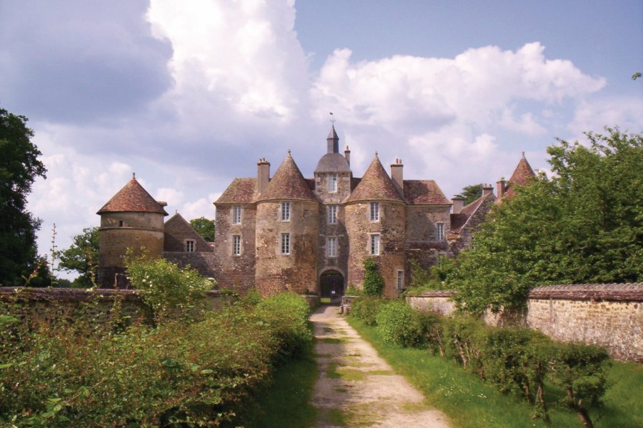 Le château de Ratilly Josiane Maxel