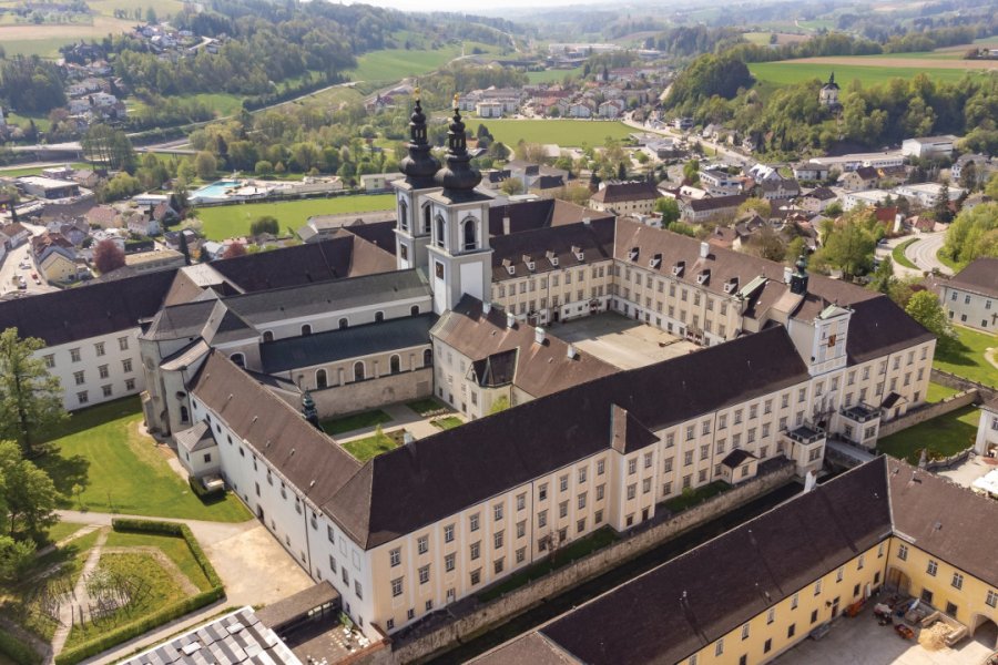 ABBAYE BÉNÉDICTINE (BENEDIKTINERSTIFT)