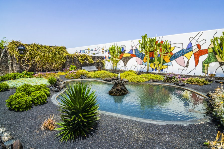 FONDATION CÉSAR MANRIQUE / MAISON DU VOLCAN