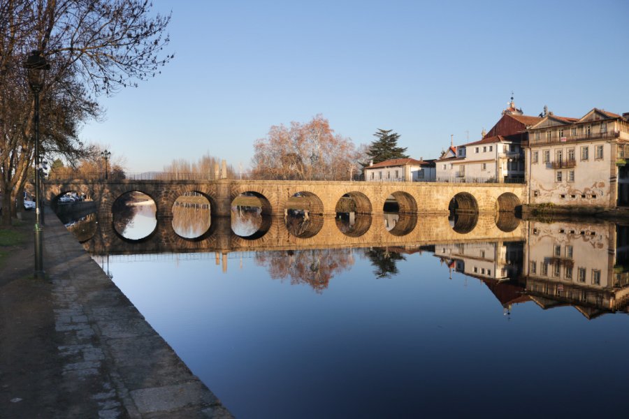 PONT ROMAIN