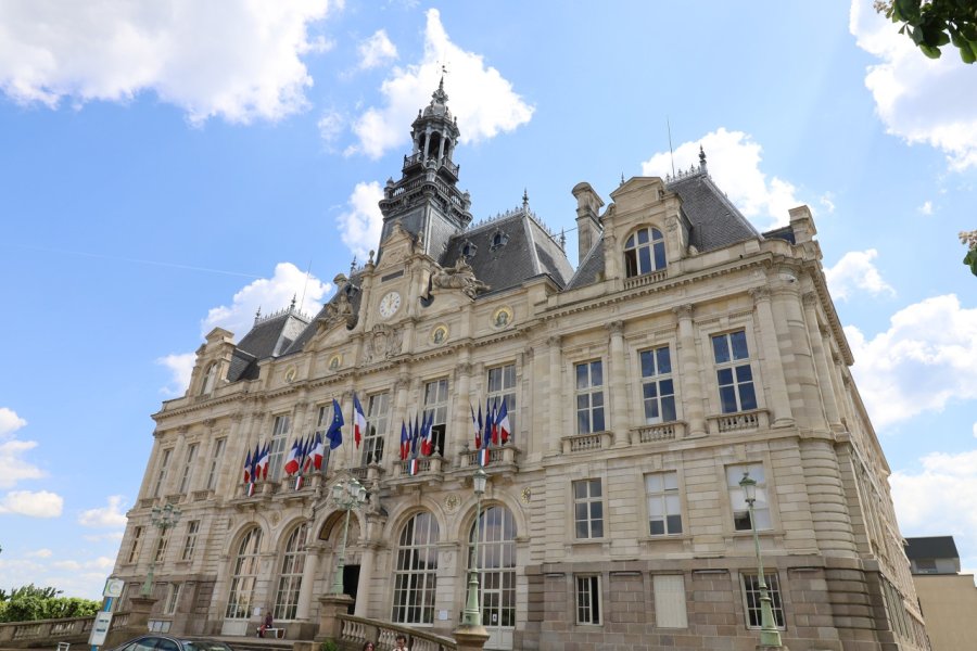 L'HÔTEL DE VILLE