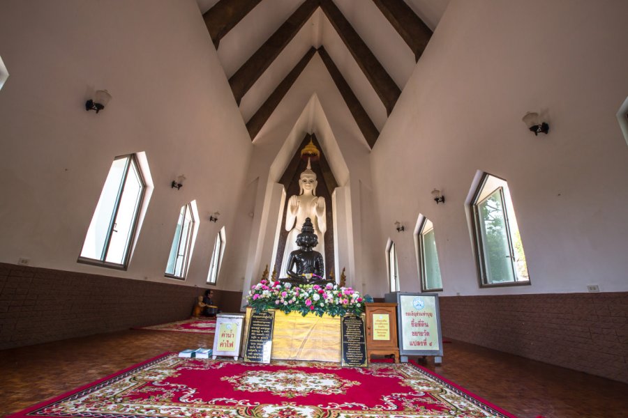 WAT SALA LOI