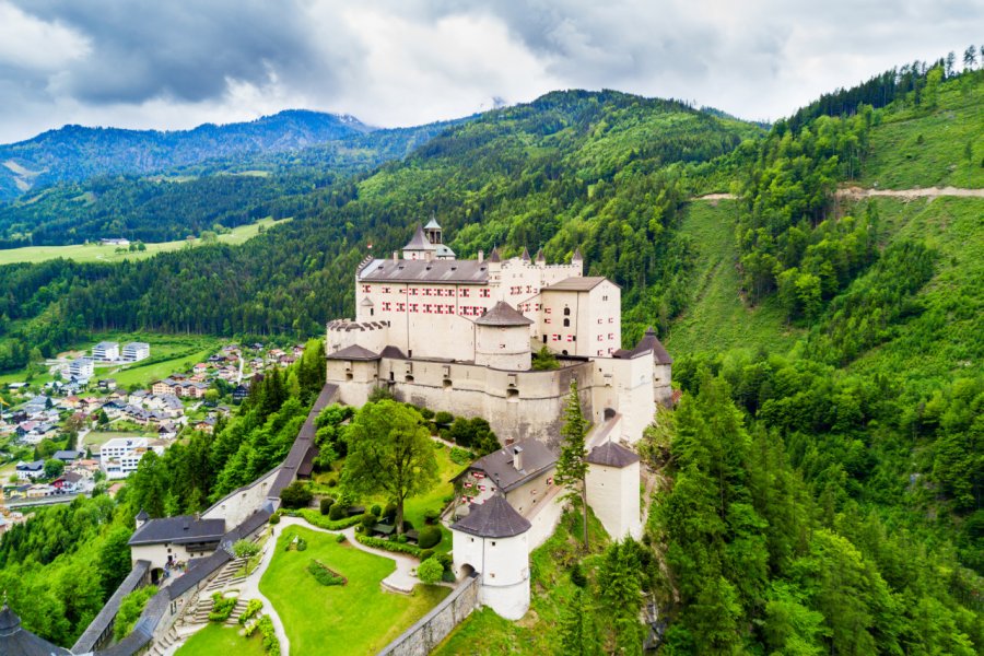 CHÂTEAU FORT DE HOHENWERFEN (BURG HOHENWERFEN)