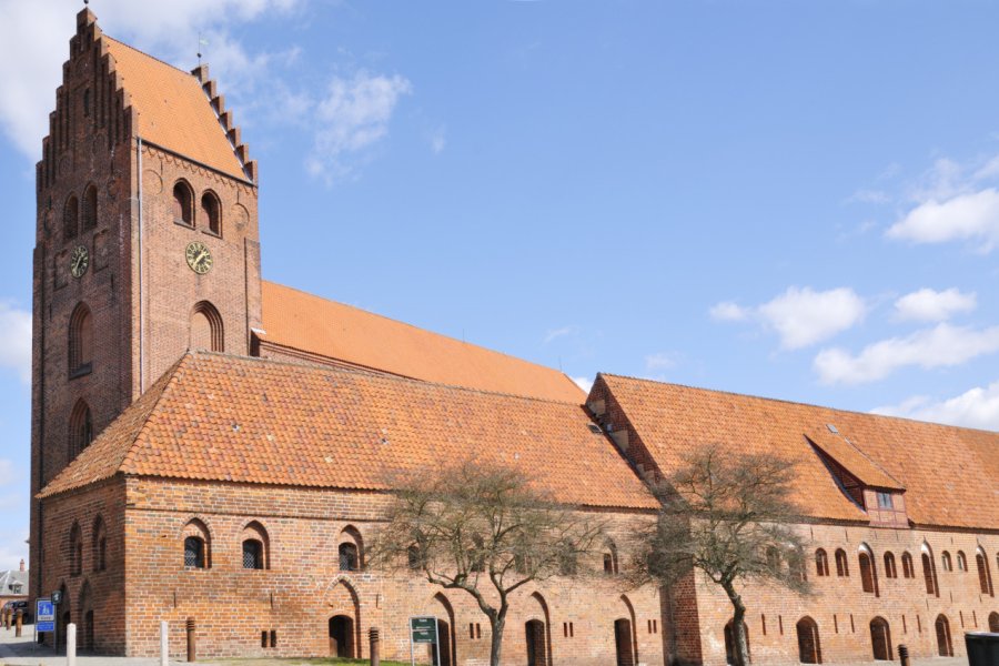ÉGLISE SAINT-PIERRE (SANKT PEDERS KIRKE)