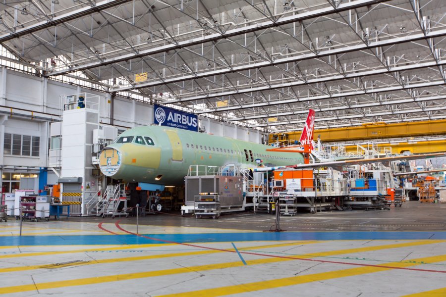 LET'S VISIT AIRBUS