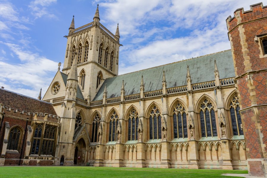 ST JOHN'S COLLEGE