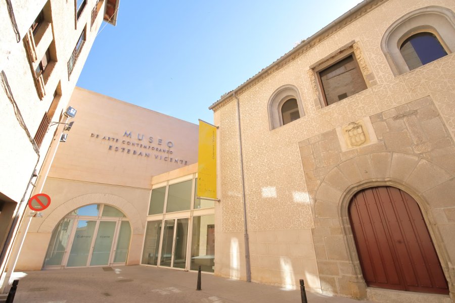 MUSÉE D'ART CONTEMPORAIN ESTEBAN VICENTE