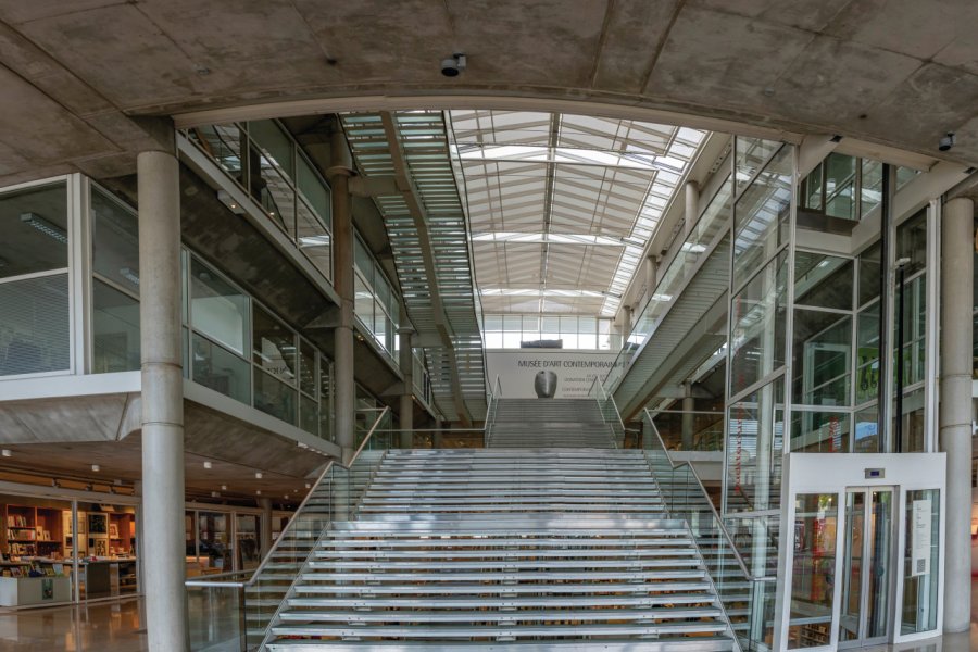 CARRÉ D'ART - MUSÉE D'ART CONTEMPORAIN