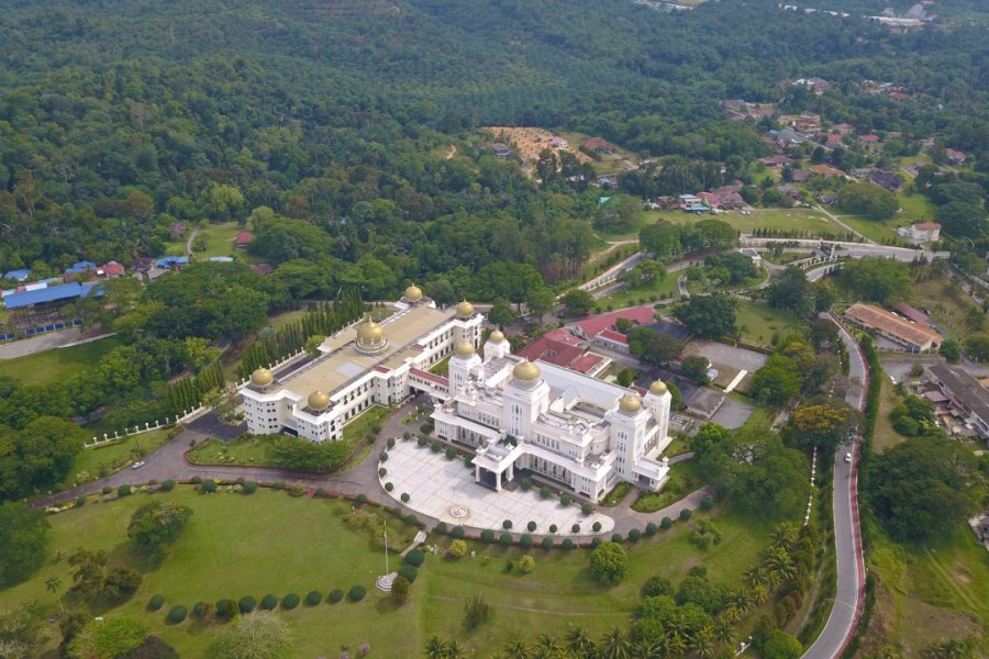 ISTANA ISKANDARIA
