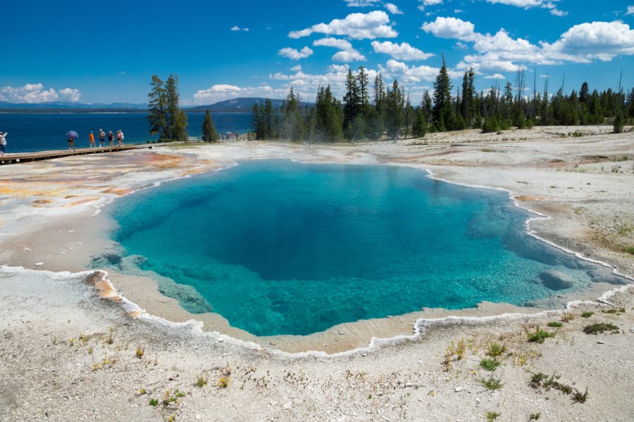 WEST THUMB GEYSERS BASIN