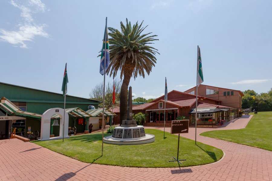 SOUTH AFRICAN NATIONAL MUSEUM OF MILITARY HISTORY