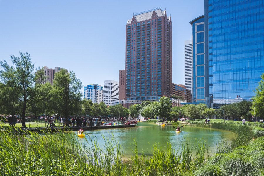DISCOVERY GREEN PARK