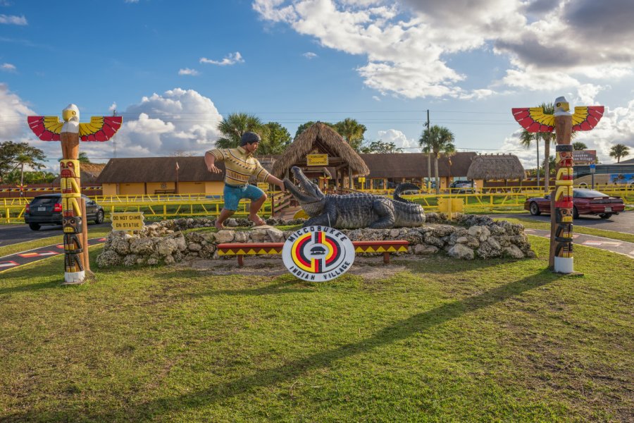 MICCOSUKEE INDIAN VILLAGE