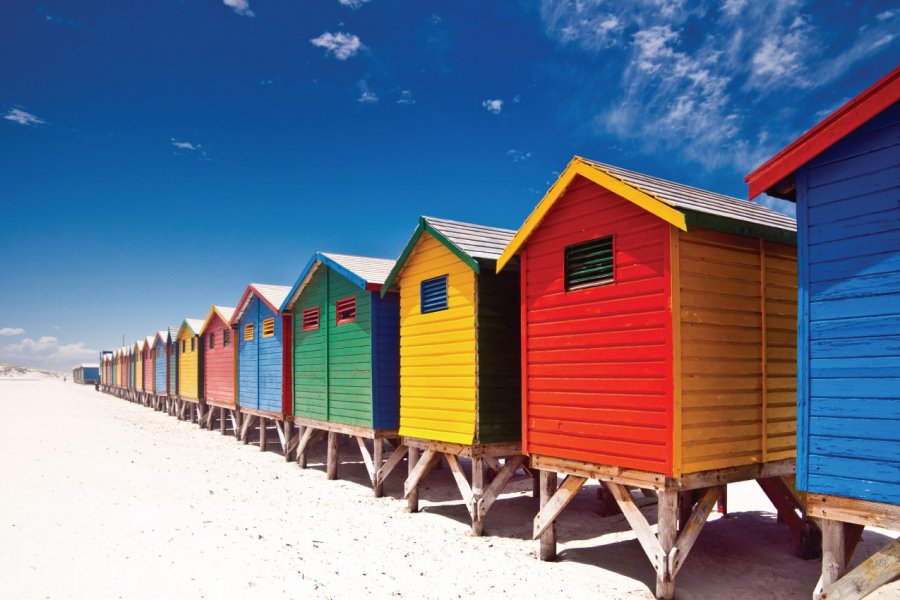 Cabines de plage colorées de Muizenberg. Ferrantraite - iStockphoto