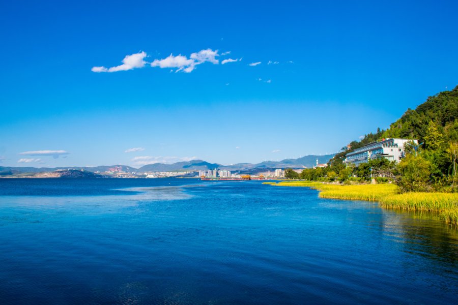 LAC ERHAI