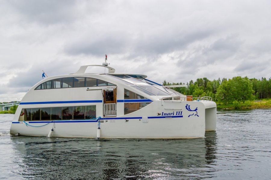 LAKE INARI CRUISE