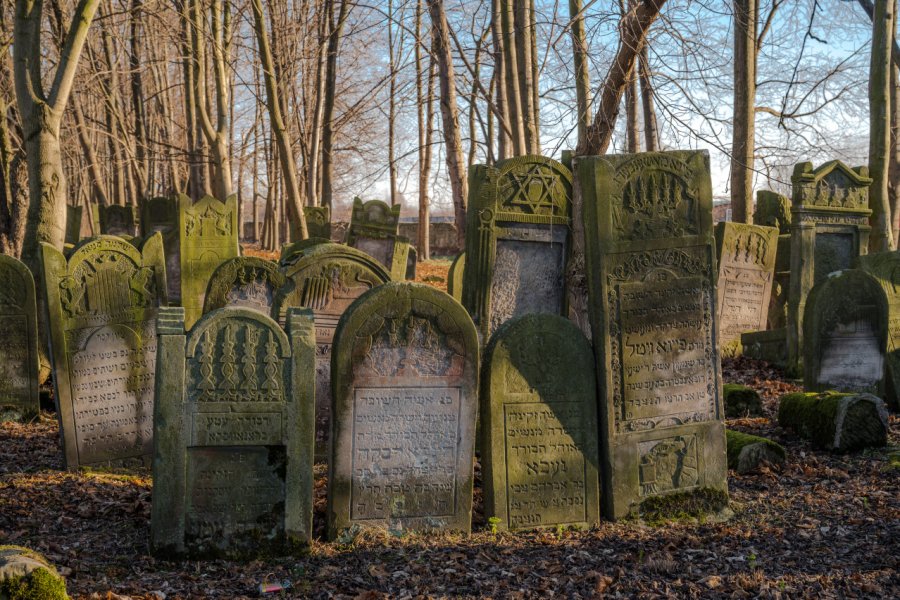 CIMETIÈRE JUIF (CMENTARZ ŻYDOWSKI)