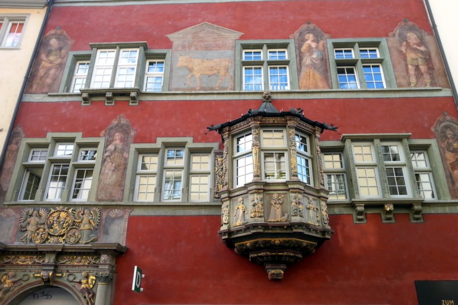 GOLDENHAUS