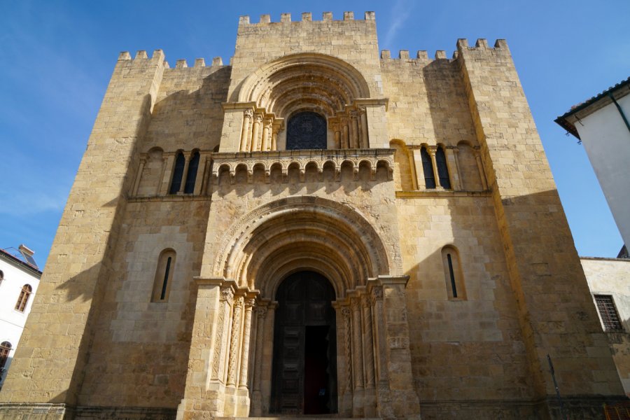 VIEILLE CATHÉDRALE