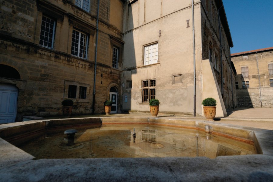 CHÂTEAU DE ROUSSILLON