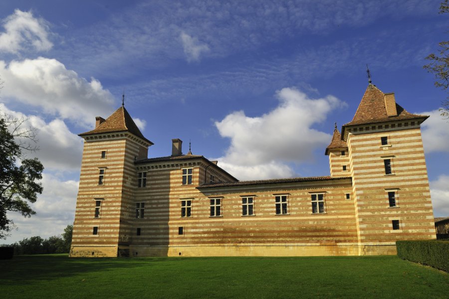 CHÂTEAU DE LARÉOLE