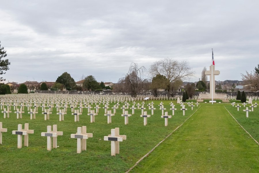CIMETIÈRE MILITAIRE DU FAUBOURG-PAVÉ