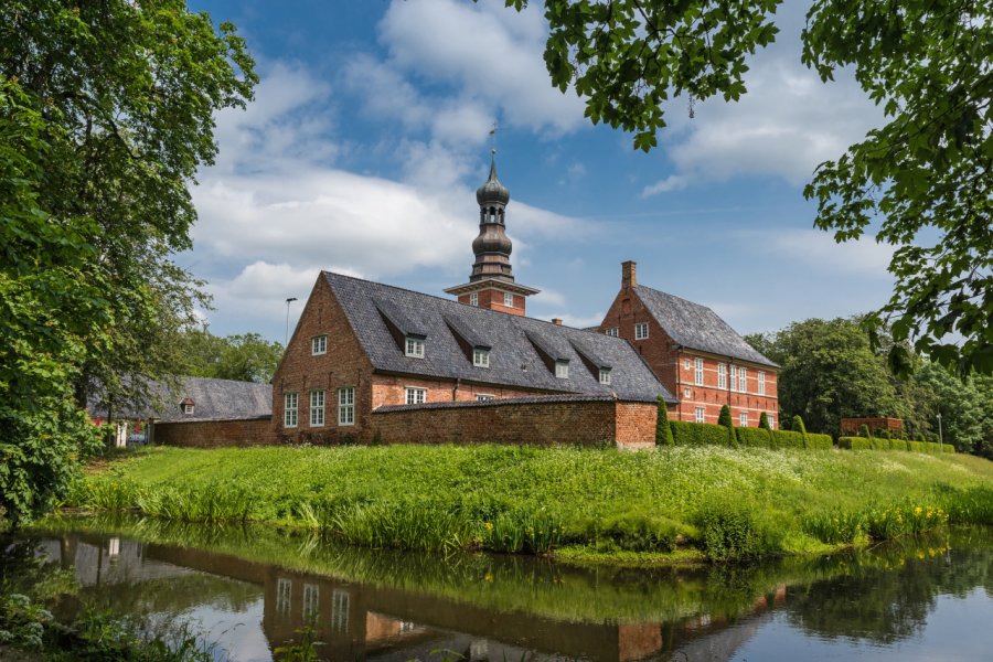 SCHLOSS HUSUM - CHÂTEAU D'HUSUM