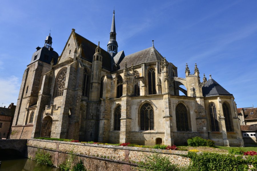 L'ÉGLISE SAINT-SULPICE