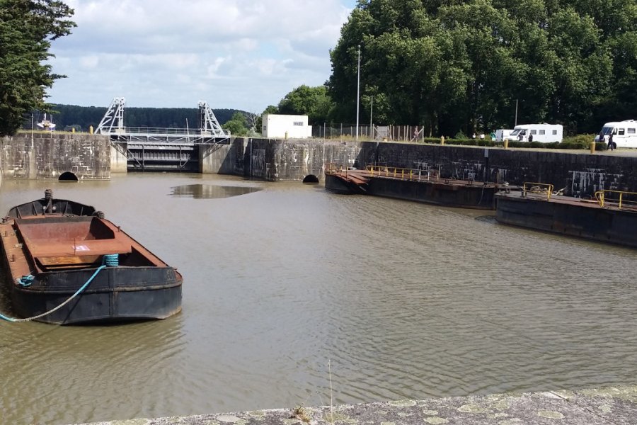 CANAL DE LA MARTINIÈRE