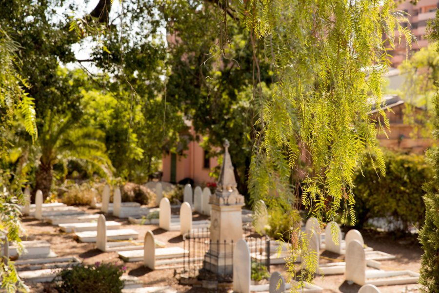 CIMETIÈRE ANGLAIS