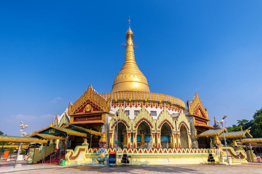 PAGODE KABAR AYE