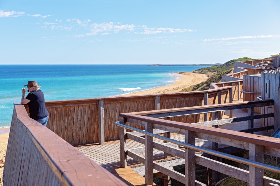 LOGANS BEACH WHALE VIEWING PLATFORM