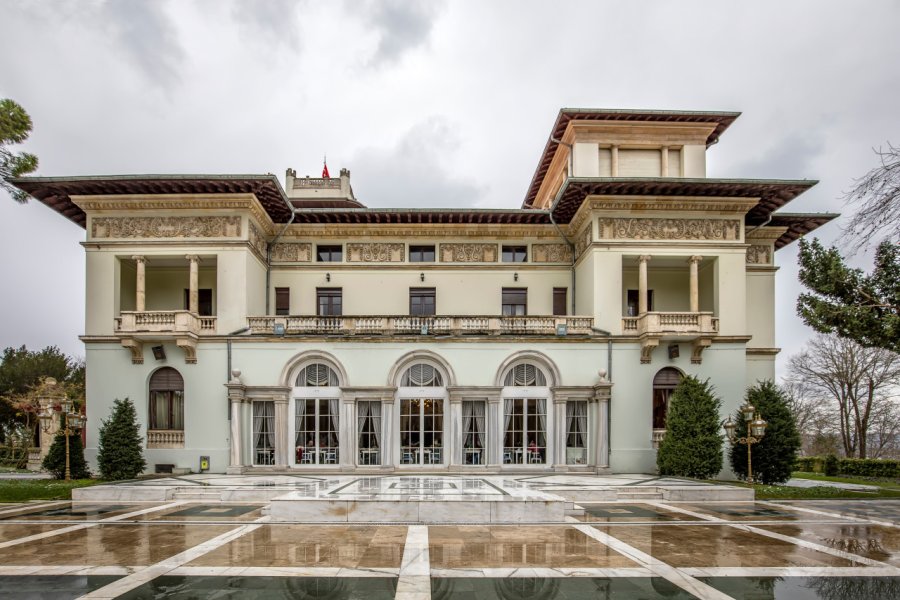 BOSQUET ET PAVILLON DU KHEDIVE D'ÉGYPTE