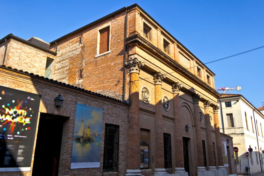 TEATRO ACCADEMICO