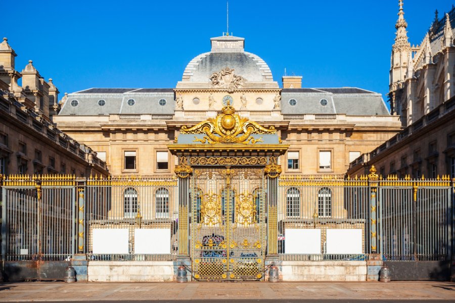 LE PALAIS DE JUSTICE DE PARIS