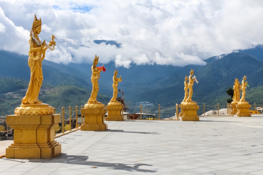 BUDDHA DORDENMA STATUE