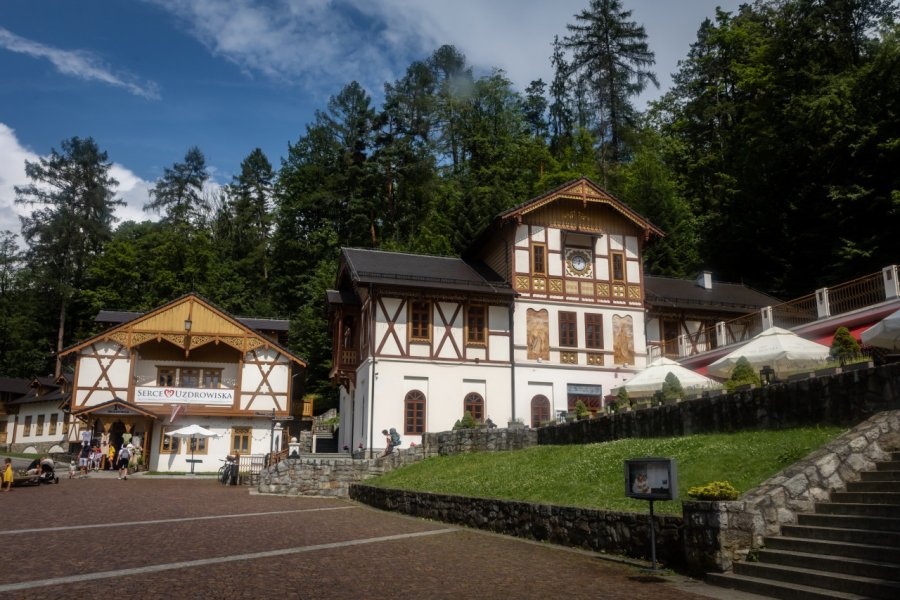 GALERIA PIJALNI WÓD MINERALNYCH